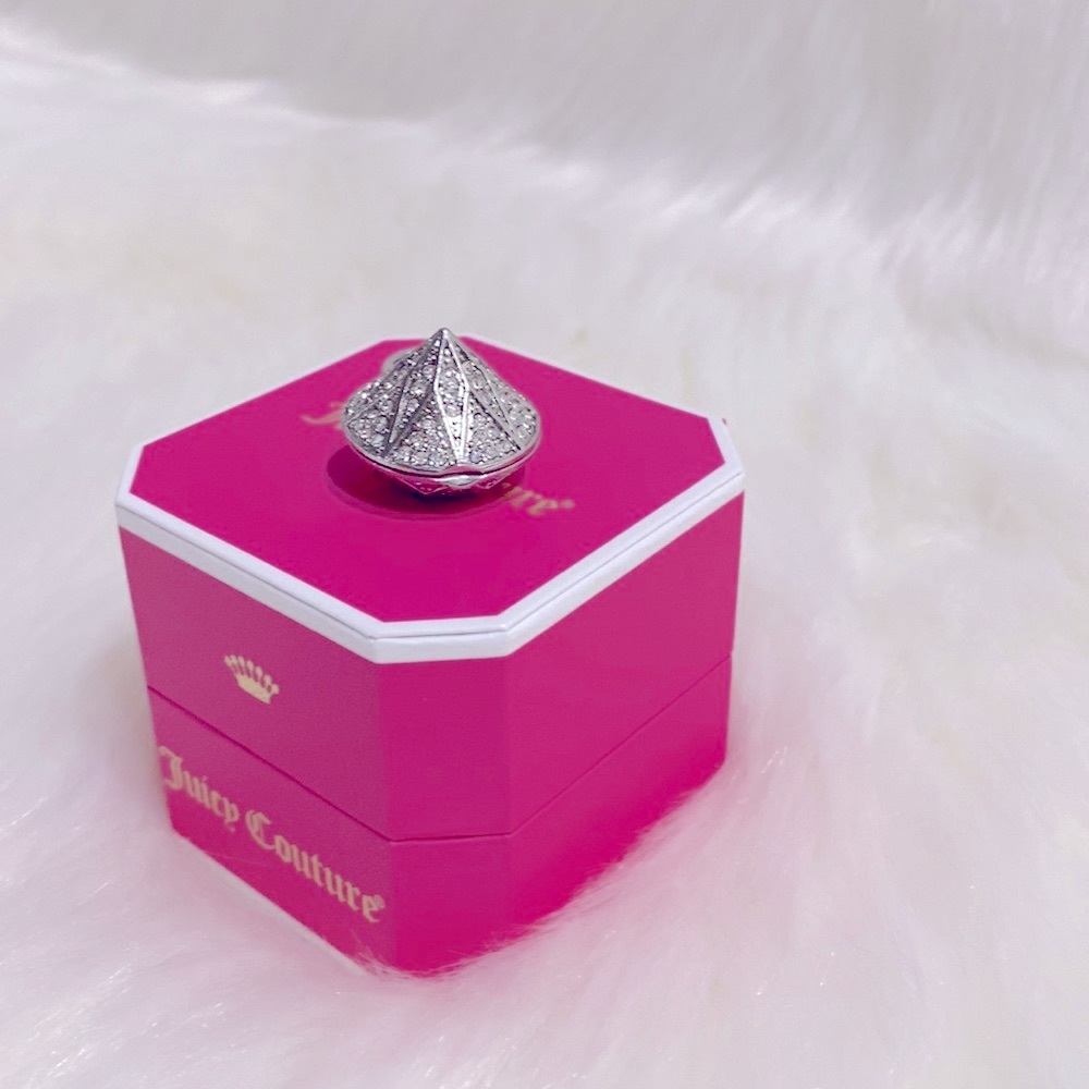 🩷PRICE IS FIRM🩷Juicy Couture Large Diamond Charm NWT - Picture 10 of 16
